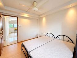Blk 220 Lorong 8 Toa Payoh (Toa Payoh), HDB 4 Rooms #623739331